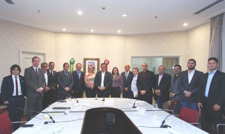 Flávio Dino e empresários discutem incentivos ao setor produtivo e preparam seminário